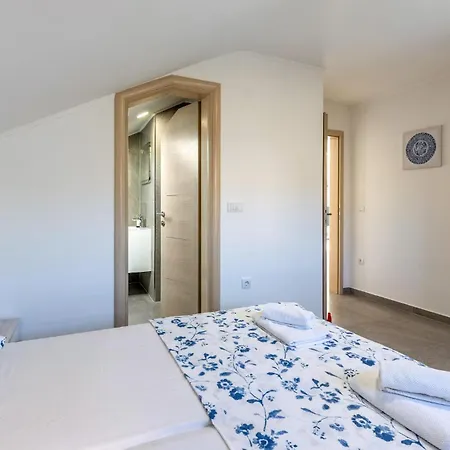 Beautiful In With House Sea View Povile