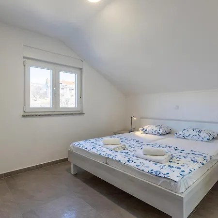 Beautiful In With House Sea View * Povile