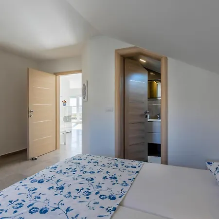 Beautiful In With House Sea View Apartment *