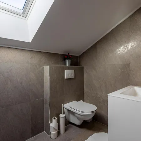 Beautiful In With House Sea View * Povile