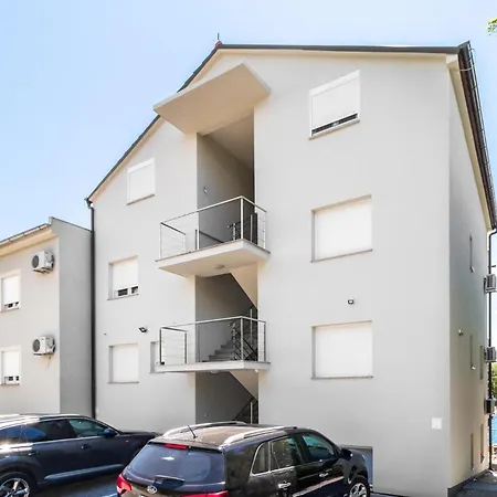Beautiful In With House Sea View Apartment *